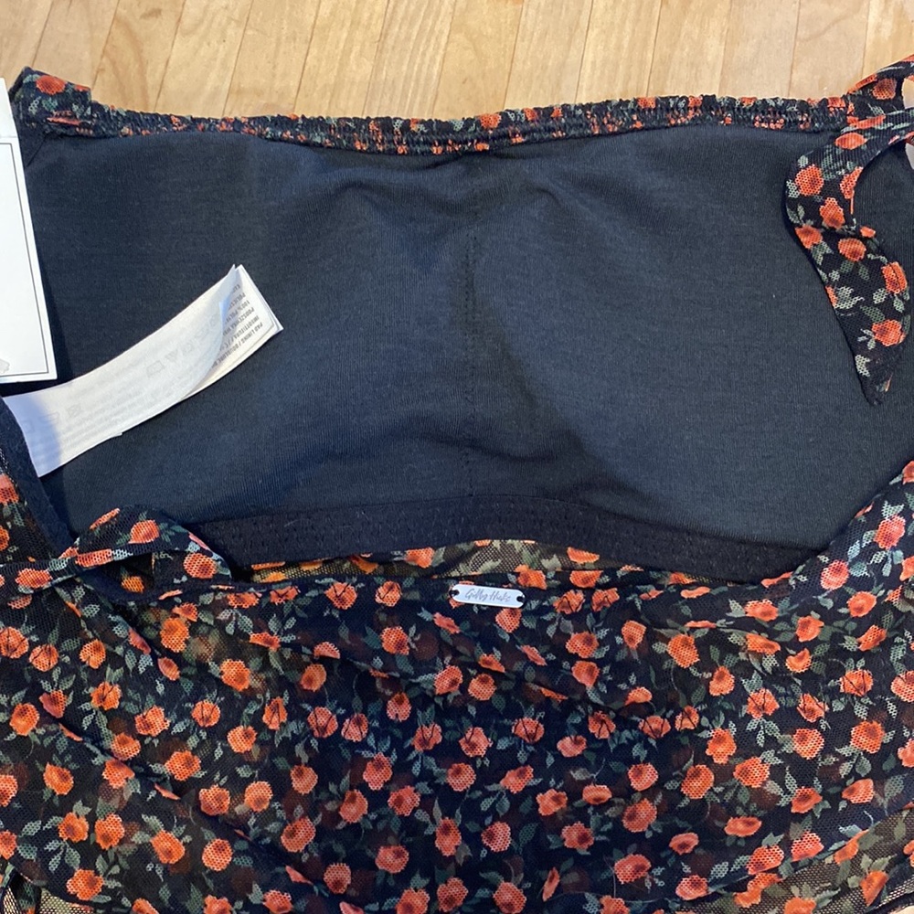 Golly Hicks cropped bralette/cami - Picture 5 of 5